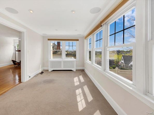 12 Pilgrim Avenue, Yonkers NY 10710