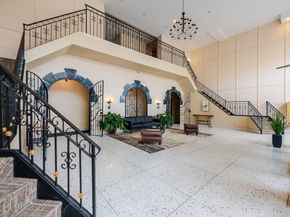 370 W Broadway 4J, Long Beach NY 11561
