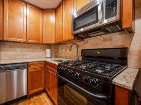 370 W Broadway 4J, Long Beach NY 11561