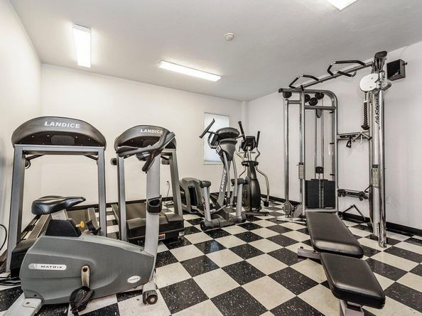 370 W Broadway 4J, Long Beach NY 11561