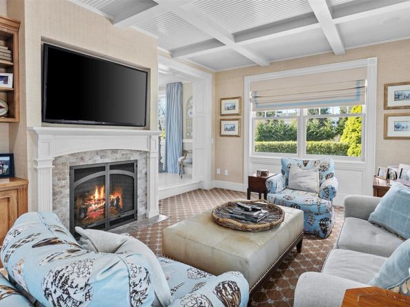 44 Beach Lane, Westhampton Beach NY 11978