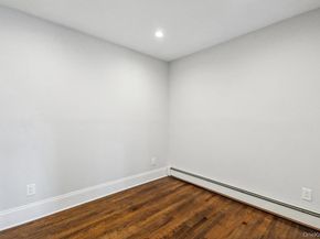 37 Soundview Road, Huntington NY 11743