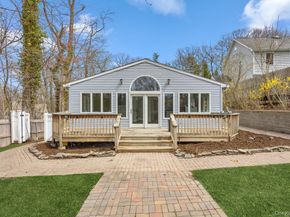 37 Soundview Road, Huntington NY 11743