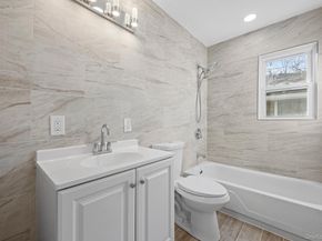 28 Sanford Street, Huntington Station NY 11746