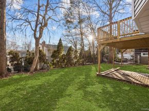 28 Sanford Street, Huntington Station NY 11746