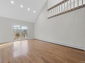 28 Sanford Street, Huntington Station NY 11746