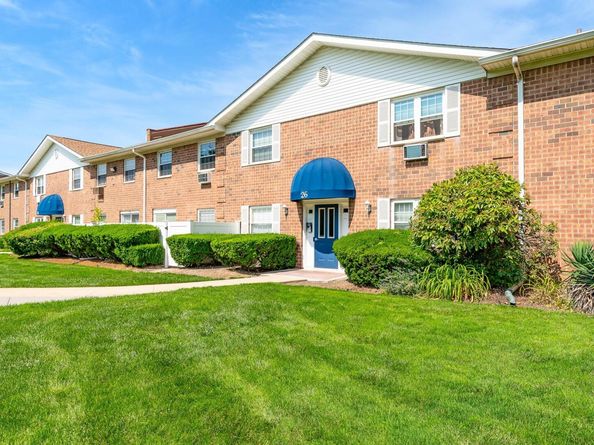 460 Old Town Road 26P, Port Jefferson Station NY 11776