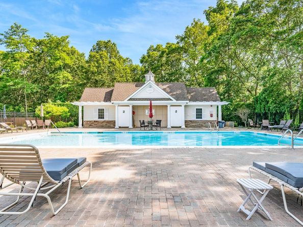 460 Old Town Road 26P, Port Jefferson Station NY 11776