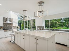295 Foxhunt Crescent, Syosset NY 11791