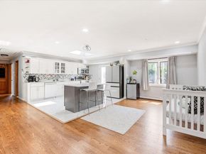 34 Dennis Lane, Bethpage NY 11714