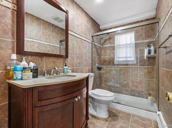 34 Dennis Lane, Bethpage NY 11714
