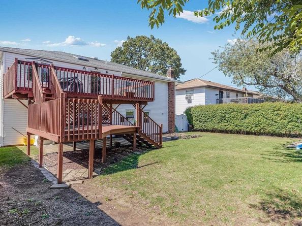 34 Dennis Lane, Bethpage NY 11714