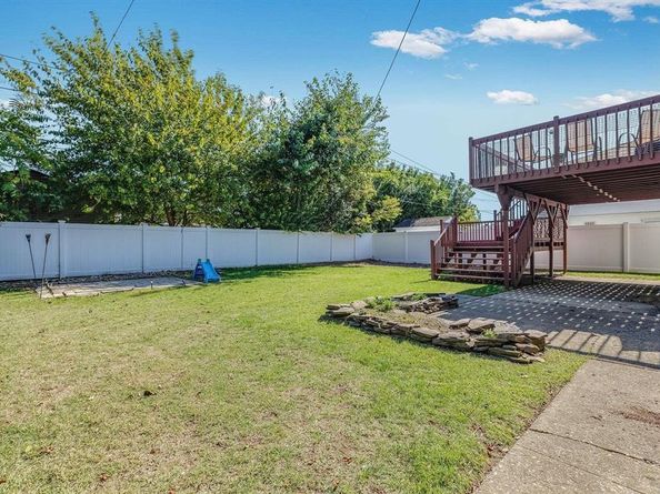 34 Dennis Lane, Bethpage NY 11714