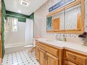 34 Dennis Lane, Bethpage NY 11714