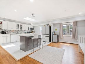 34 Dennis Lane, Bethpage NY 11714