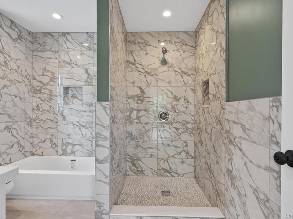 1116 Washington Place, Baldwin Harbor NY 11510
