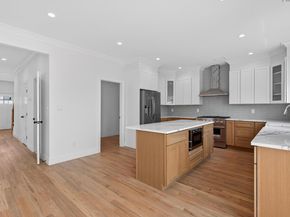 1116 Washington Place, Baldwin Harbor NY 11510