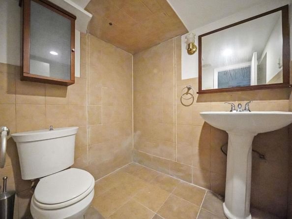 8511 169th Street, Jamaica Hills NY 11432