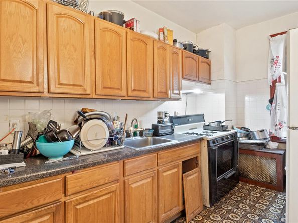 4318 Edson Avenue, Bronx NY 10466