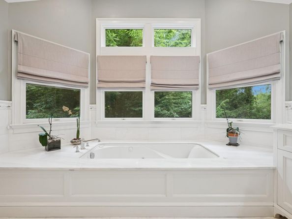95 Huntington Bay Road, Huntington NY 11743