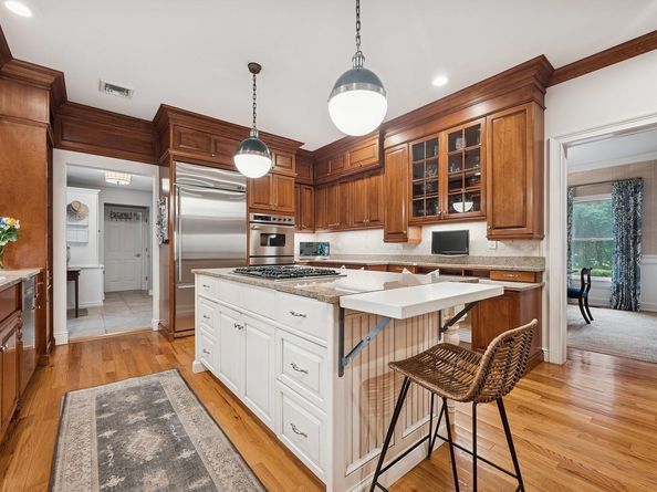 95 Huntington Bay Road, Huntington NY 11743