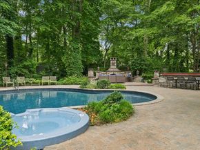 95 Huntington Bay Road, Huntington NY 11743