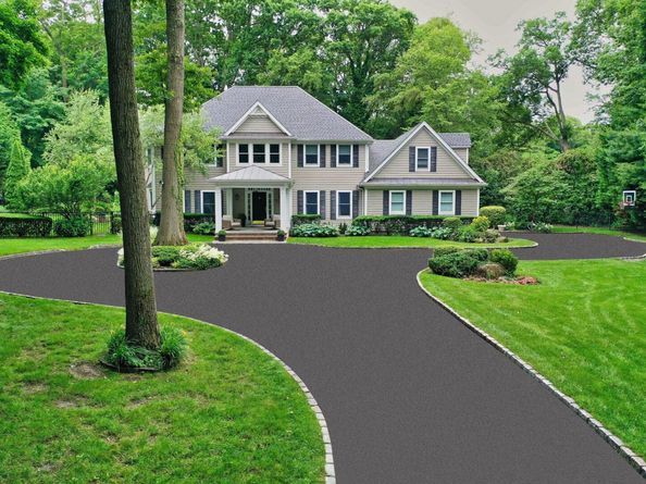 95 Huntington Bay Road, Huntington NY 11743