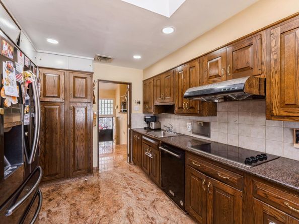 57 Sandy Hollow Road, Port Washington NY 11050