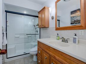 61 Gardiners Bay Drive, Shelter Island NY 11964