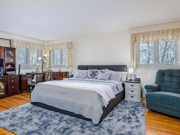 61 Gardiners Bay Drive, Shelter Island NY 11964