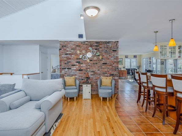 61 Gardiners Bay Drive, Shelter Island NY 11964