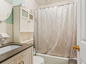 124 Beach 27th Street, Far Rockaway NY 11691