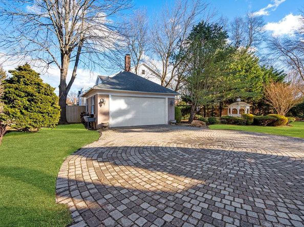 99 Handsome Avenue, Sayville NY 11782