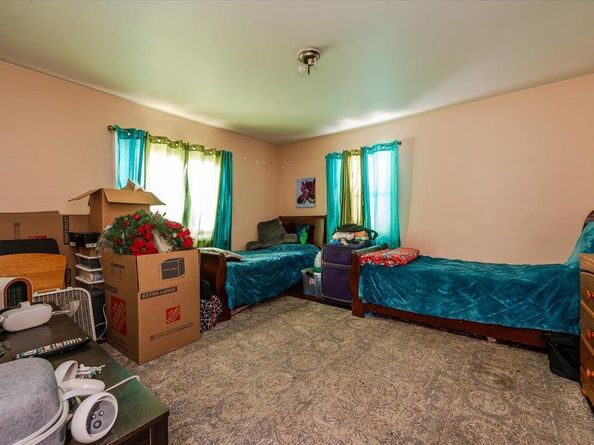 542 S 10th Avenue, Mount Vernon NY 10550