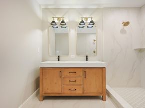 68 Rowe St, Boston MA 02131