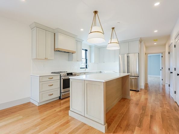 68 Rowe St, Boston MA 02131