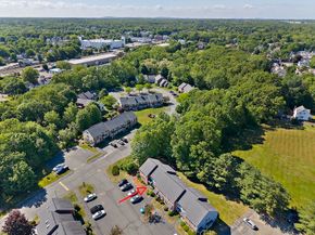 60 Pattison St 17, Abington MA 02351