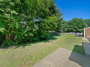 60 Pattison St 17, Abington MA 02351