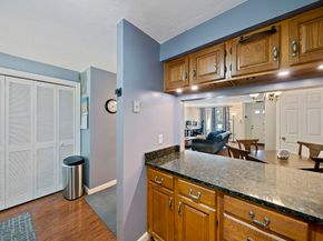 60 Pattison St 17, Abington MA 02351