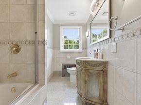 52 Ridgewood Rd, Milton MA 02186