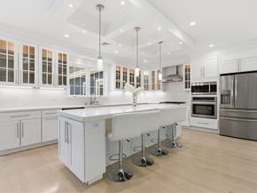 52 Ridgewood Rd, Milton MA 02186