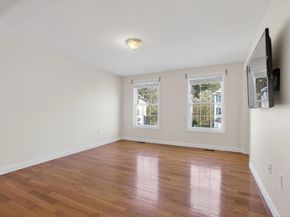 80 Pinehurst Ave 19, Billerica MA 01821