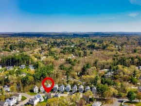 80 Pinehurst Ave 19, Billerica MA 01821