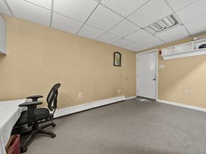 6 Antrim Rd, Peabody MA 01960