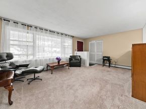 6 Antrim Rd, Peabody MA 01960