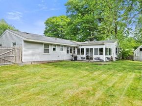 6 Antrim Rd, Peabody MA 01960