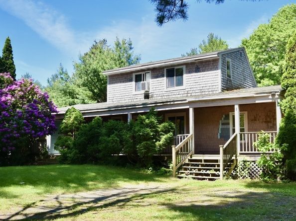 19 South Kingman Street, Lakeville MA 02347