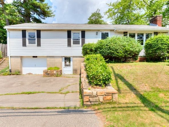 131 Hartford Tpke, Shrewsbury MA 01545
