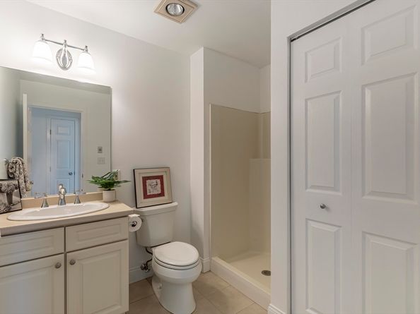 600 Brookside Drive M, Andover MA 01810