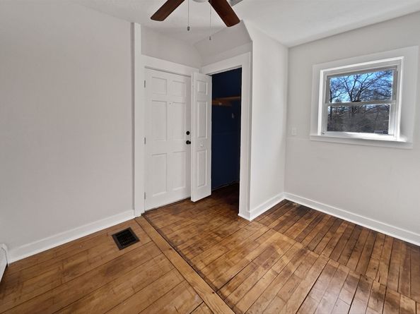 293 Grafton St, Brockton MA 02301